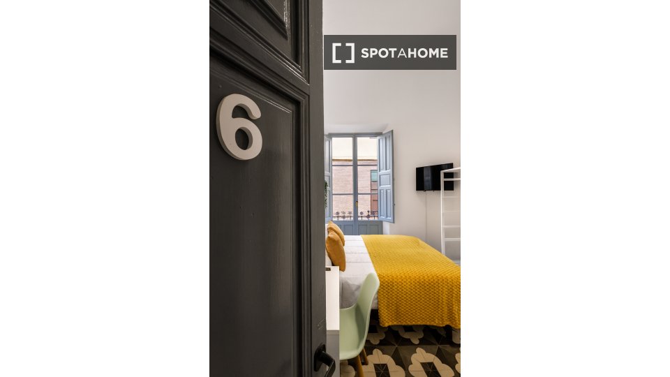 Double room Granada, 6 beds, 160m² — photo 20