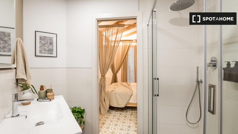 Appartamento Barcellona, 2 camere, 70m² — foto 22