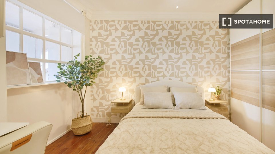 Double room Lisbon, 7 beds — photo 2