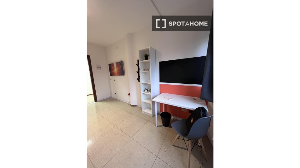 Double room Trento, 13 beds — photo 5