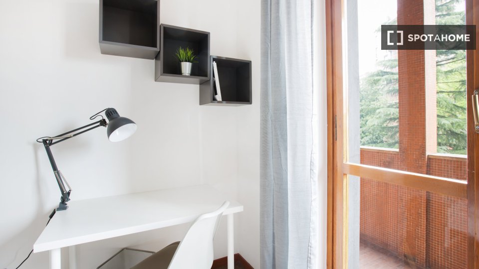 Double room Milan, 6 beds, 141m² — photo 2