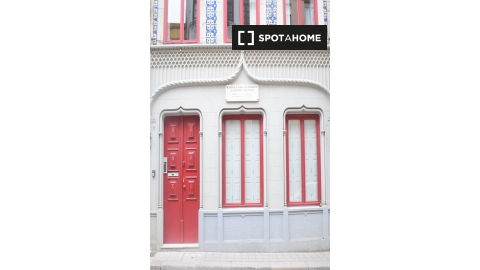 Apartment Porto, 1 bed, 60m² — photo 19