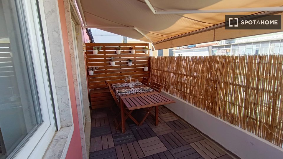 Apartment Lisbon, 2 beds — photo 9