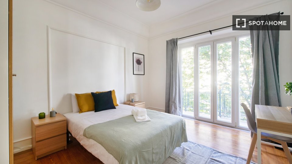 Double room Lisbon, 7 beds — photo 8