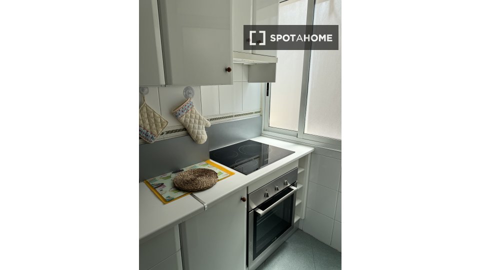 Apartment Alicante, 2 beds — photo 3