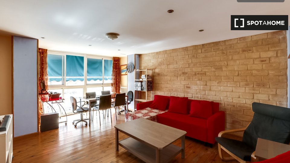 Double room Valencia, 2 beds — photo 19