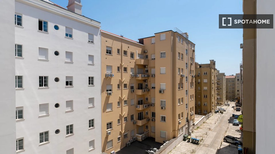 Double room Lisbon, 11 beds — photo 4
