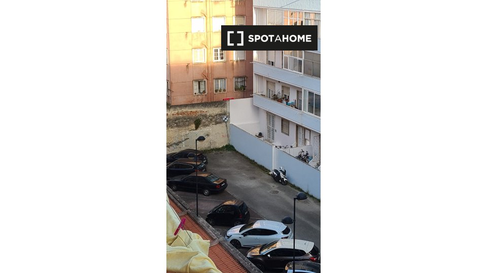 Apartment Lisbon, 2 beds, 80m² — photo 6
