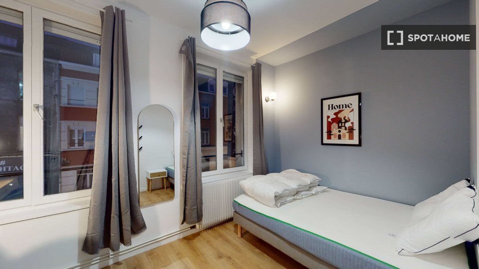 Double room Lille, 18 beds — photo 1