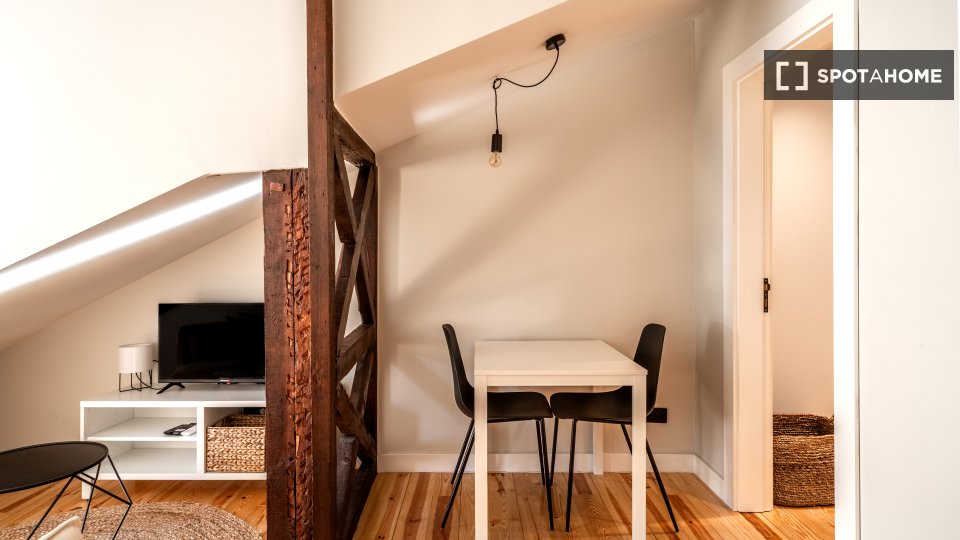 Apartment mono Lisbon — photo 11