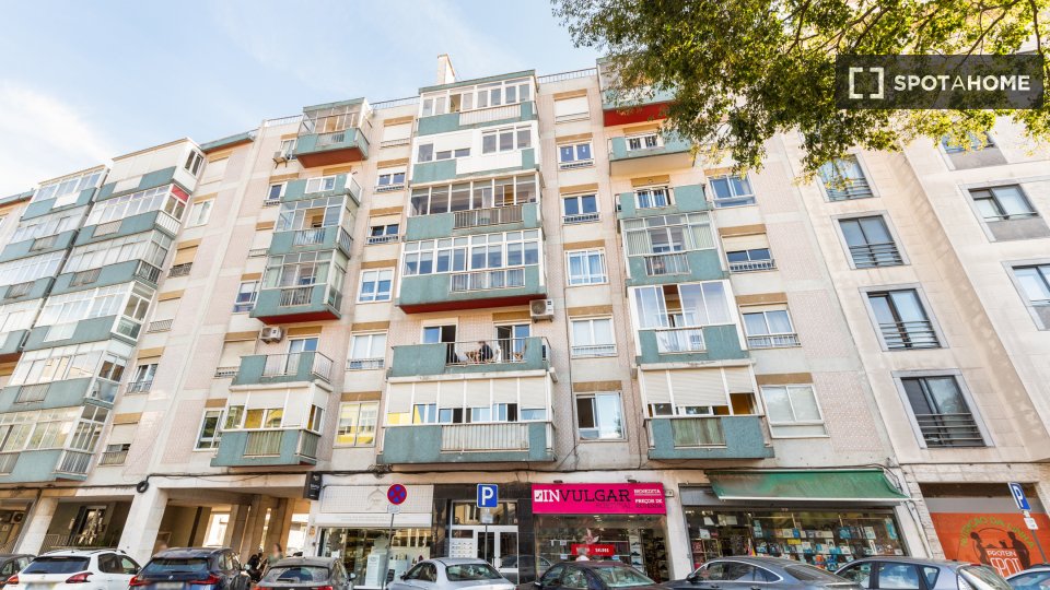 Apartment Lisbon, 3 beds, 100m² — photo 8