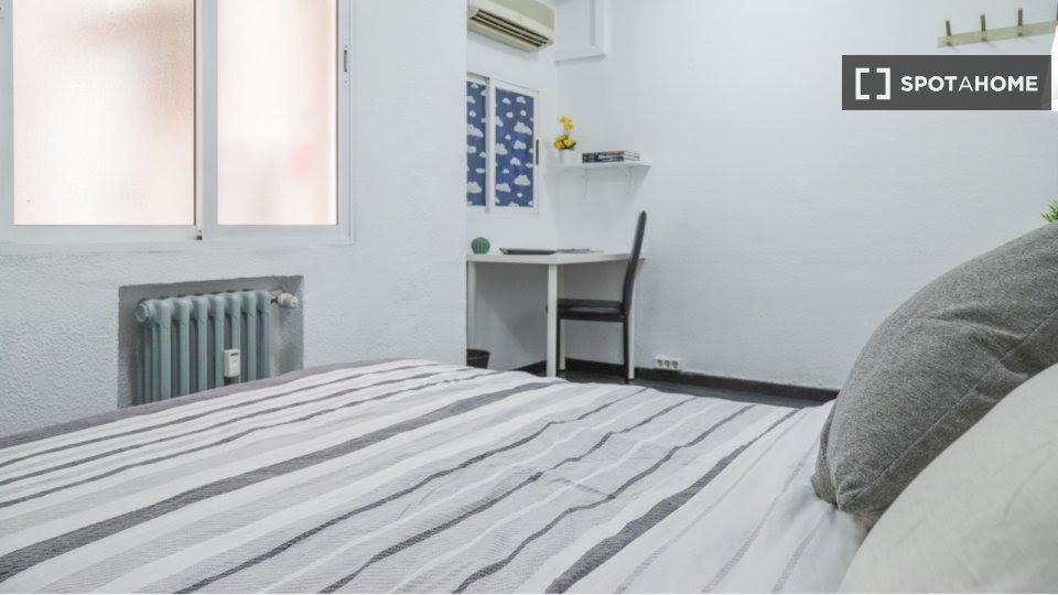 Double room Madrid, 7 beds, 115m² — photo 17