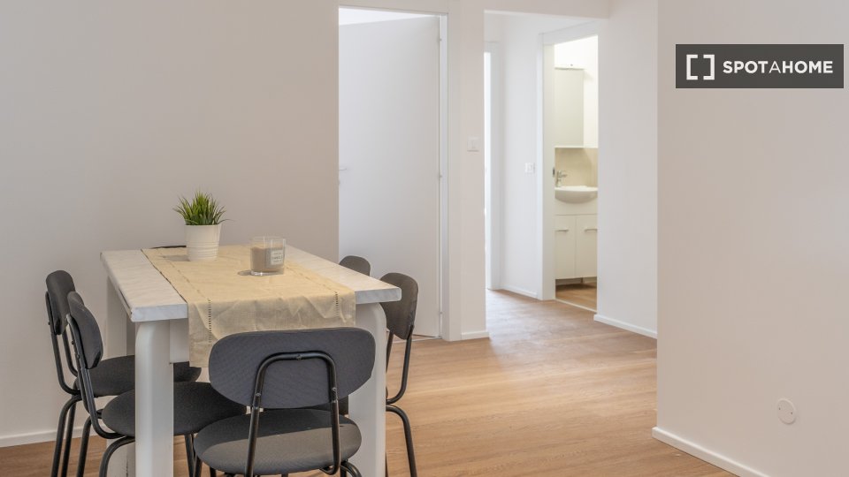 Double room Trento, 6 beds, 122m² — photo 8