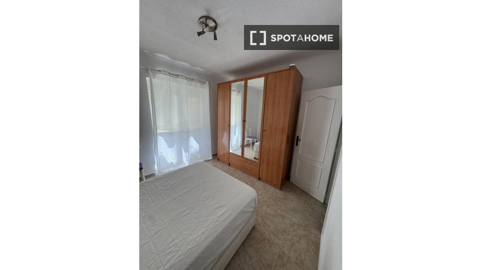 Apartment Alicante, 2 beds — photo 15
