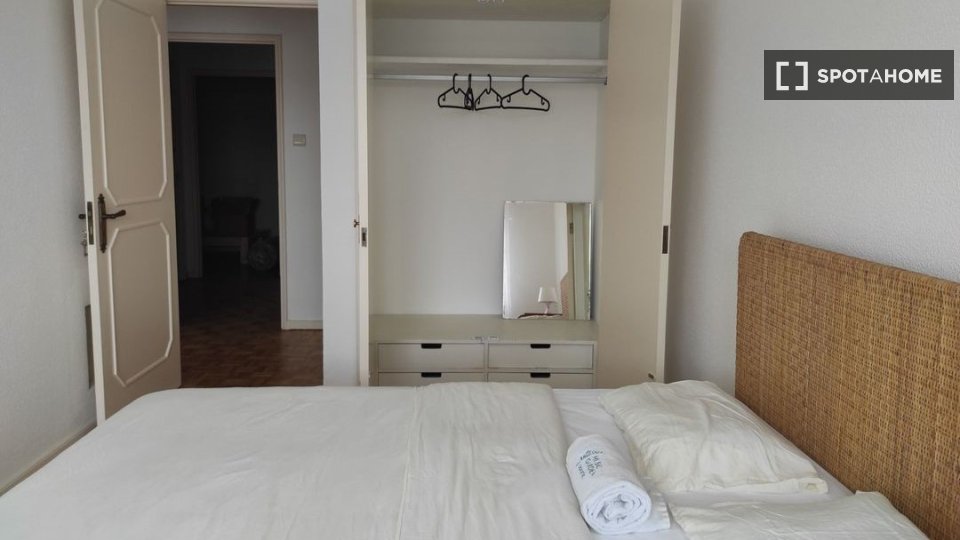 Double room Porto, 4 beds, 100m² — photo 10