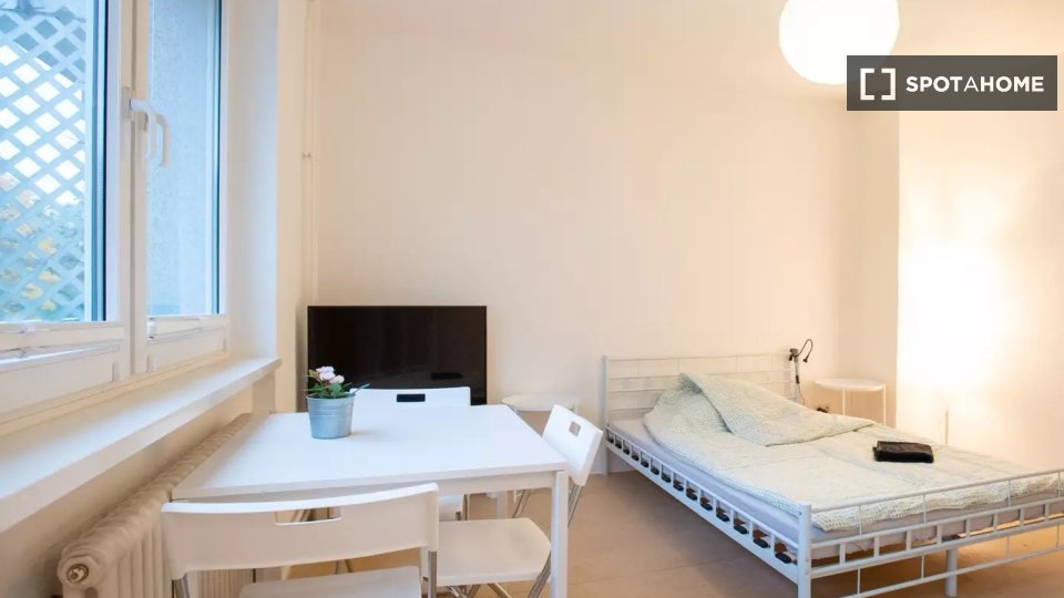 Apartment Berlin, 2 beds, 39m² — photo 17