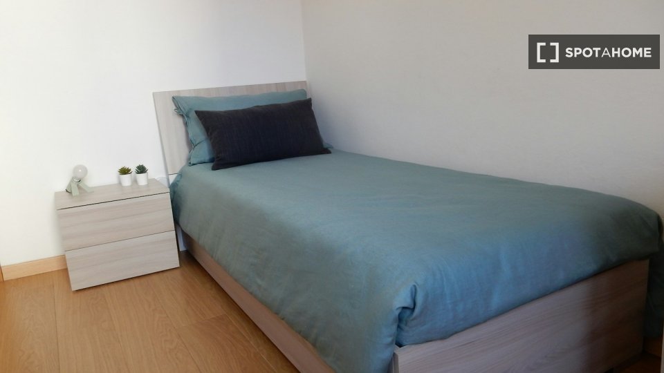 Double room Trento, 3 beds — photo 8