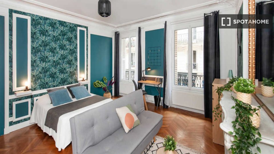Double room Paris, 5 beds, 140m² — photo 7