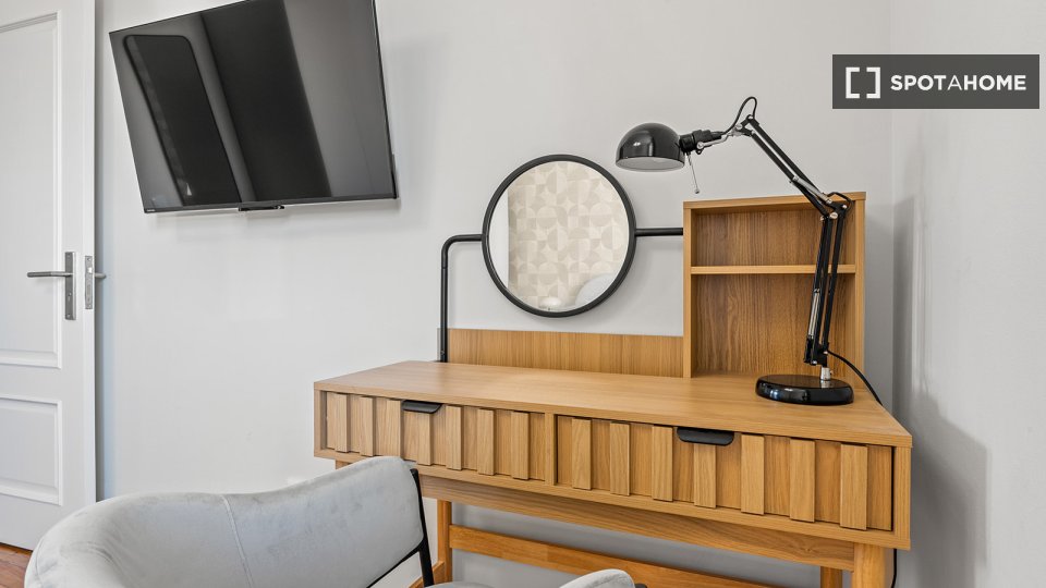 Double room Lisbon, 8 beds — photo 31