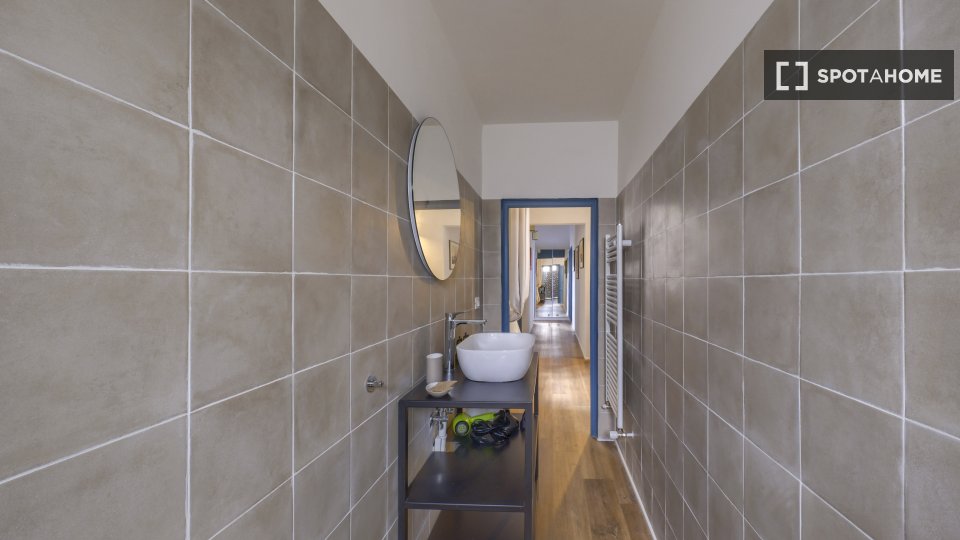Apartment Florence, 2 beds, 87m² — photo 11