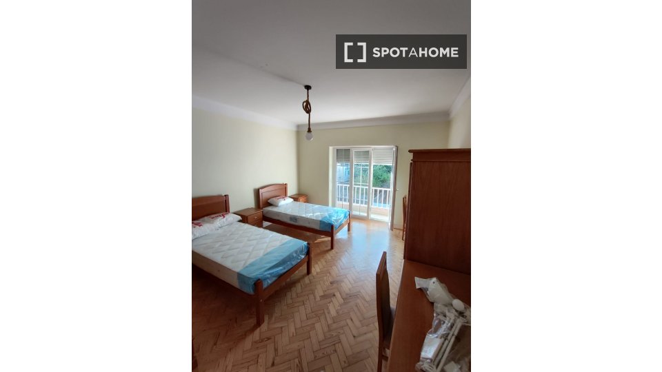 Double room Lisbon, 6 beds, 165m² — photo 15