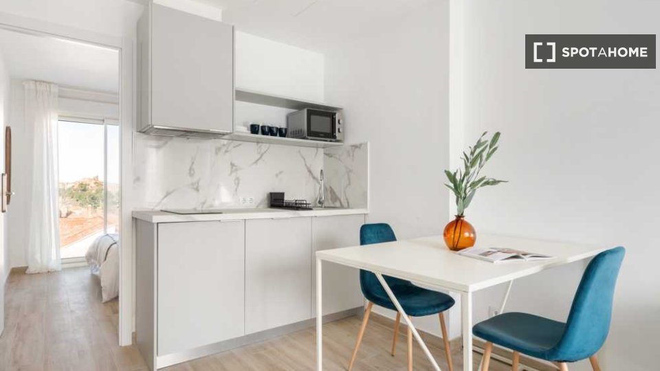 Double room Madrid, 12 beds — photo 41