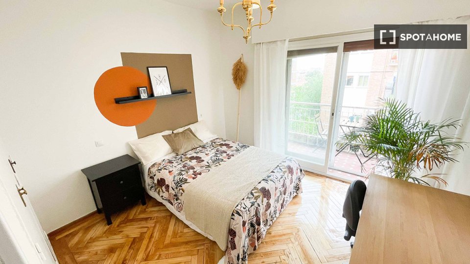 Double room Madrid, 7 beds — photo 15