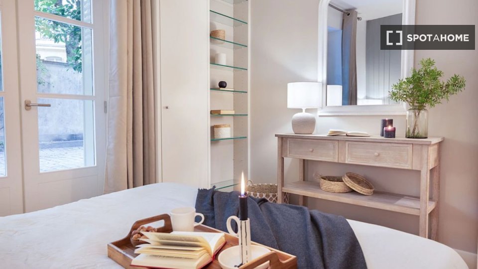 Apartment Paris, 1 bed — photo 8