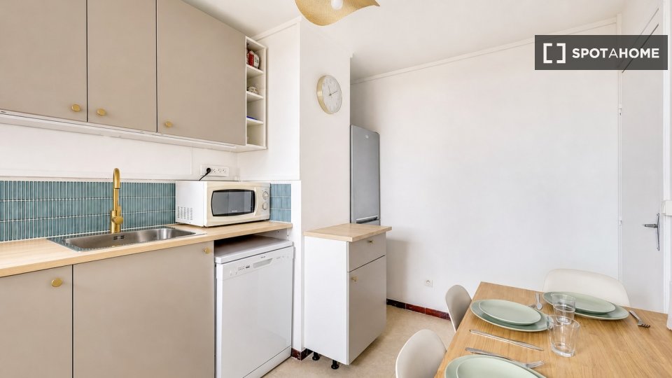 Chambre double Paris, 4 chambres — photo 29