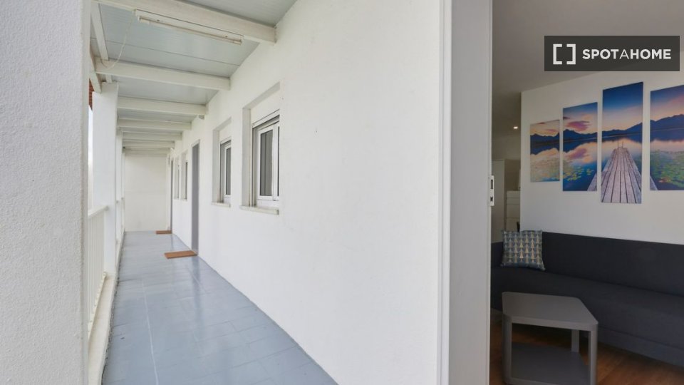 Apartment mono Lisbon — photo 15