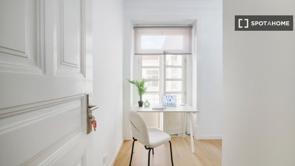 Double room Lisbon, 7 beds — photo 13