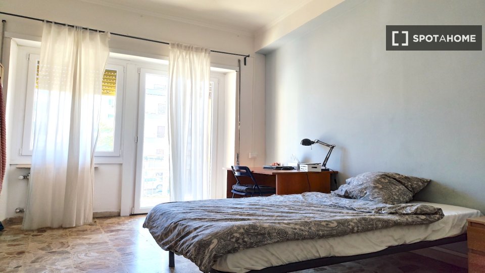 Double room Rome, 6 beds, 150m² — photo 30