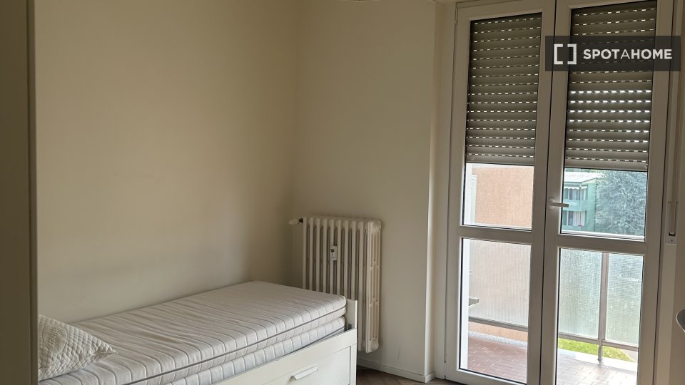 Double room Milan, 3 beds — photo 3