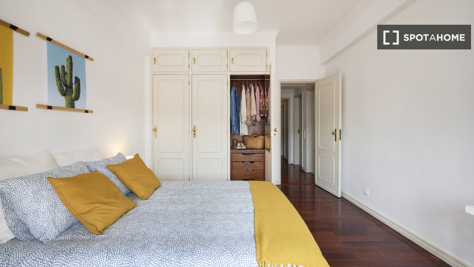 Double room Lisbon, 6 beds — photo 7