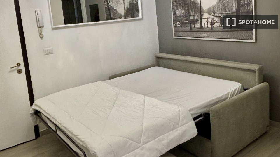 Apartment mono Milan, 21m² — photo 7