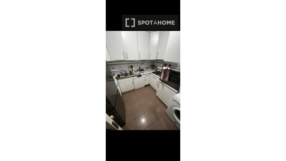 Double room Lisbon, 4 beds — photo 2