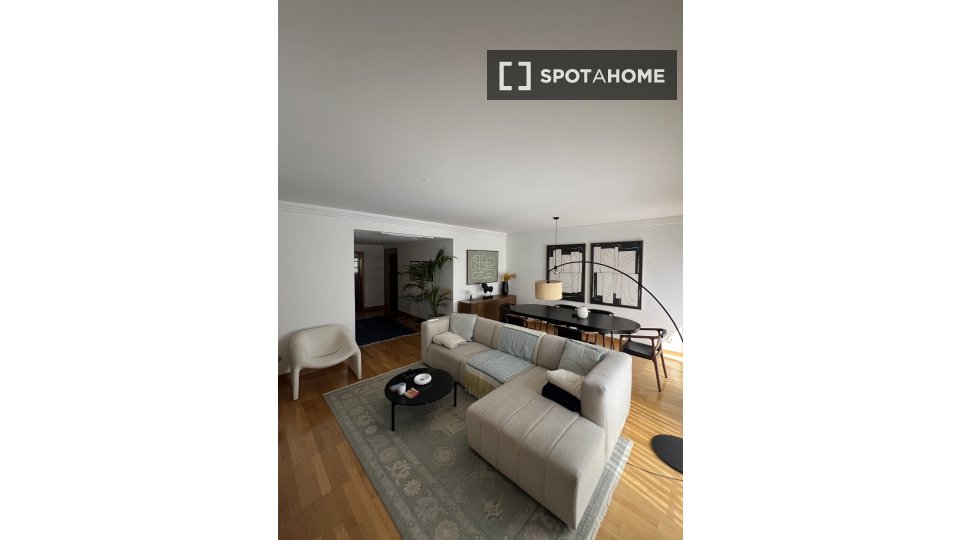 Apartment Lisbon, 3 beds — photo 1
