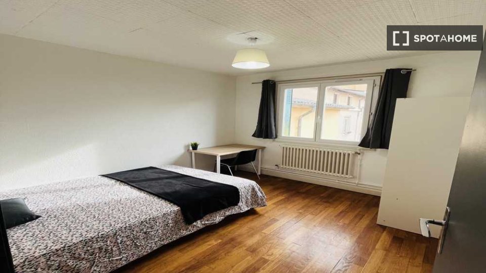 Double room Lyon, 4 beds, 80m² — photo 24