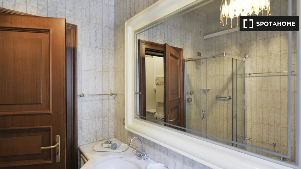 Apartment Bologna, 2 beds — photo 21