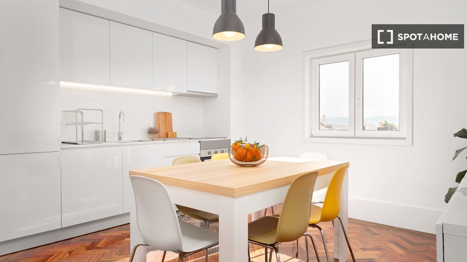 Apartment Porto, 3 beds, 40m² — photo 3