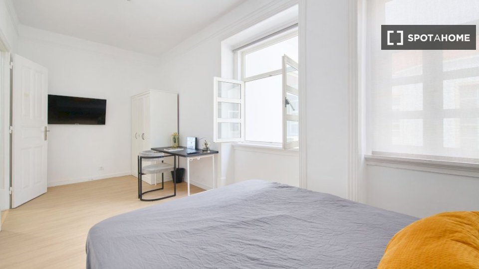 Double room Lisbon, 7 beds — photo 2