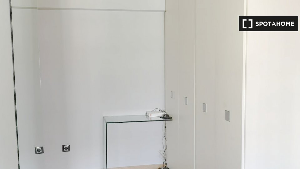Apartment Madrid, 1 bed, 100m² — photo 1