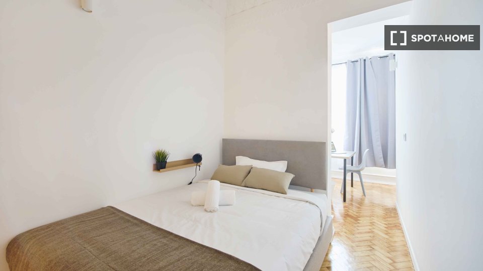 Double room Lisbon, 7 beds — photo 58