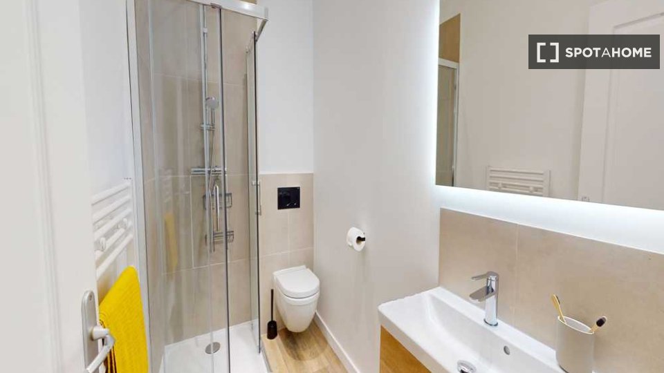 Double room Paris, 6 beds, 150m² — photo 18