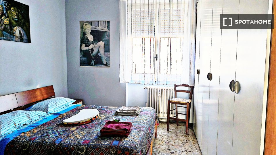 Double room Milan, 2 beds, 75m² — photo 2