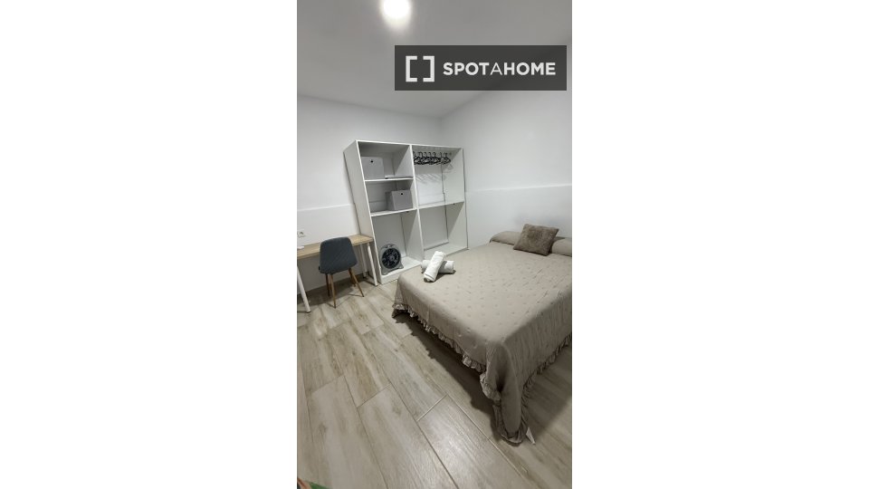 Double room Murcia, 5 beds, 170m² — photo 34