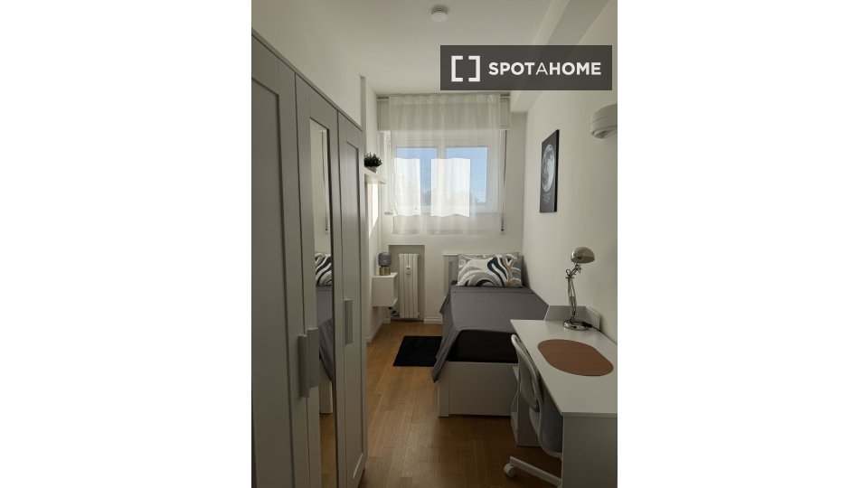 Apartment Milan, 2 beds, 75m² — photo 6