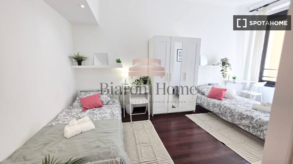 Double room Milan, 4 beds, 100m² — photo 11