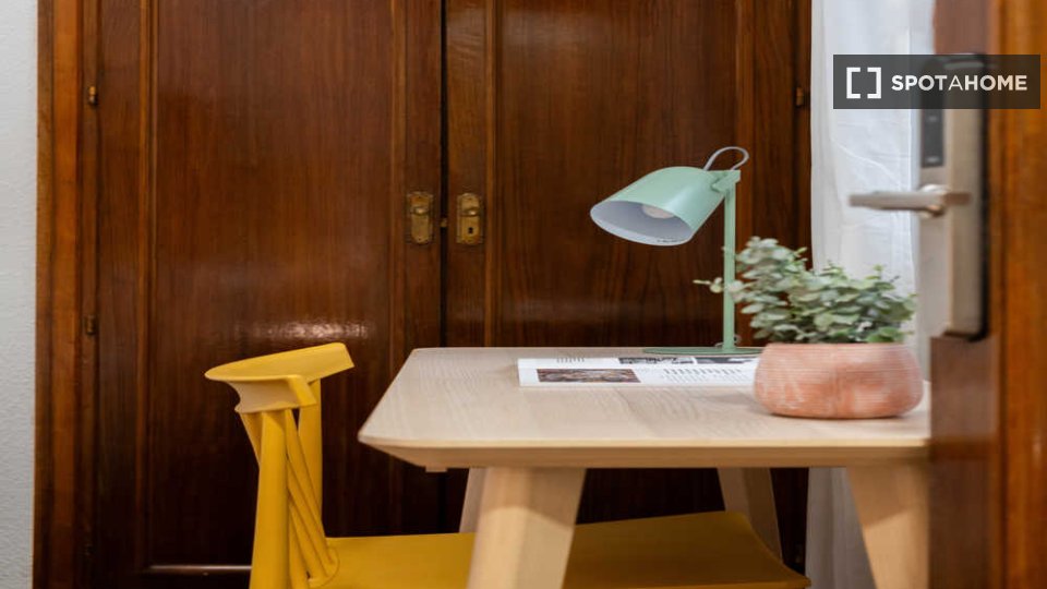 Double room Madrid, 6 beds — photo 29