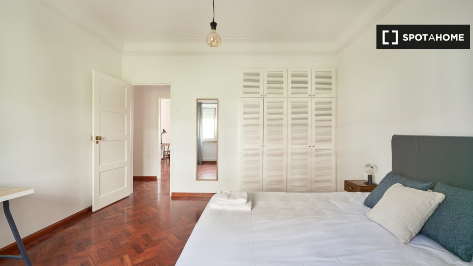 Double room Lisbon, 7 beds, 200m² — photo 11